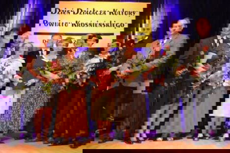 Seniorzy ze Świerzowej Polskiej nagrodzeni