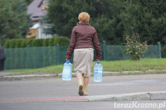 Znikome zainteresowanie wodą z beczkowozu, nadal obowiązuje komunikat