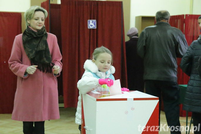 Frekwencja do godz. 12:00