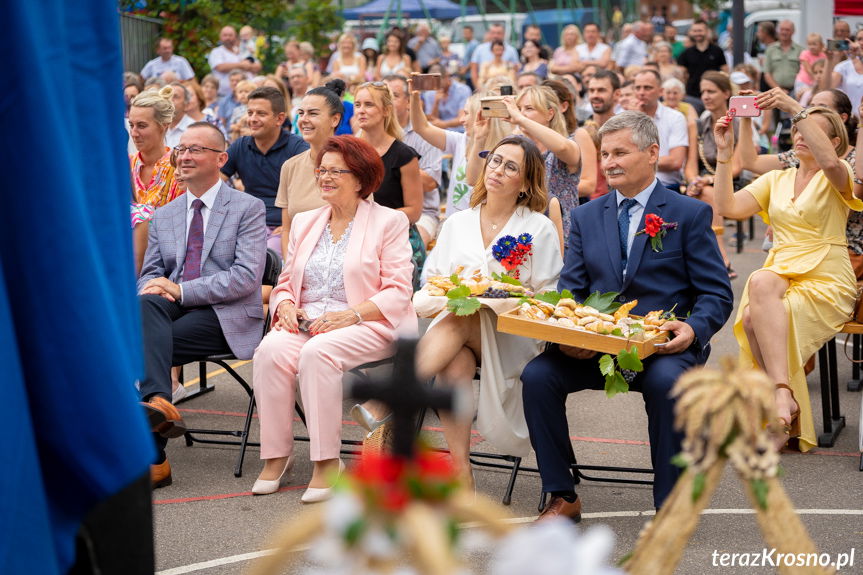 Goście dożynek w Świerzowej Polskiej