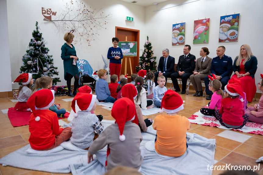 Mikołajkowe Czytanie Dzieciom w Krośnie