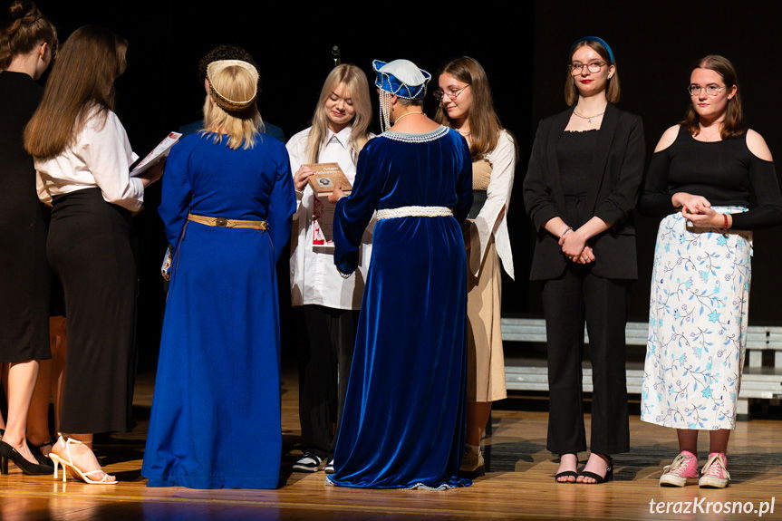 Barwny korowód ulicami Krosna