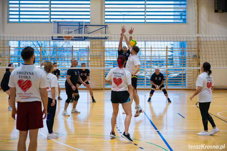 Turniej w piłce siatkowej o puchar Joanny Frydrych