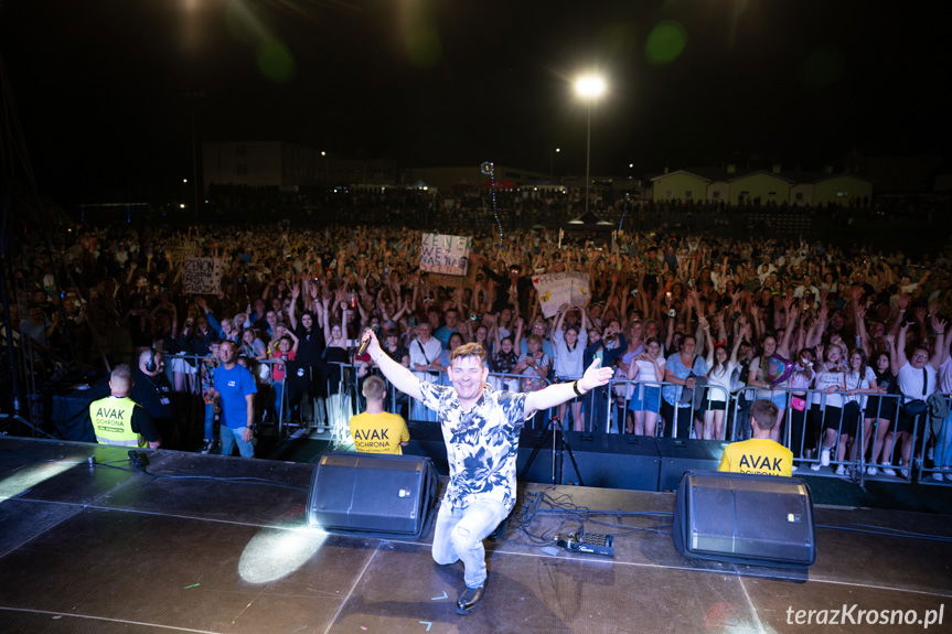 Disco polo wciąż rządzi! Tłumy na koncercie Zenka Martyniuka w Dukli