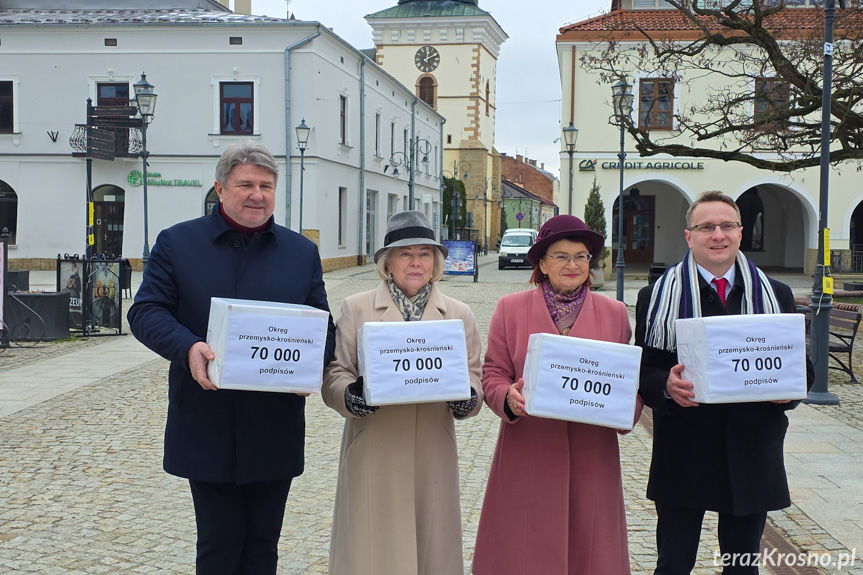 "Karol Nawrocki prezydentem zwykłych ludzi, a nie prezydentem elit". Konferencja w Krośnie [WIDEO]