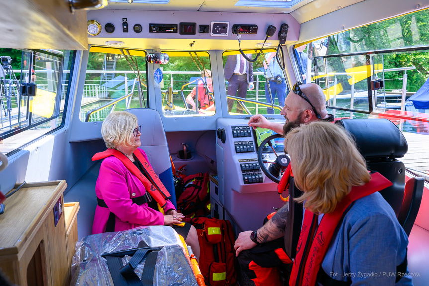 motorówka na Solinie