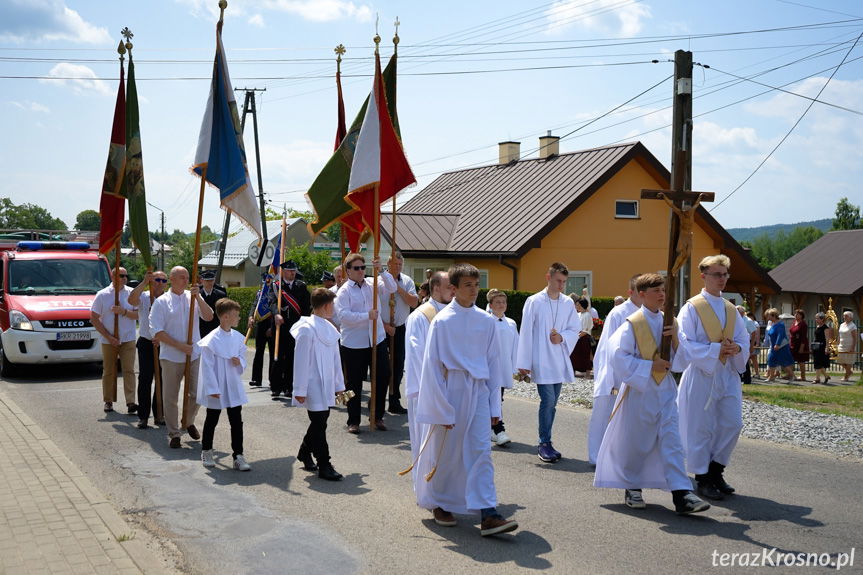 Procesja Bożego Ciała w parafii Zręcin [ZDJĘCIA]