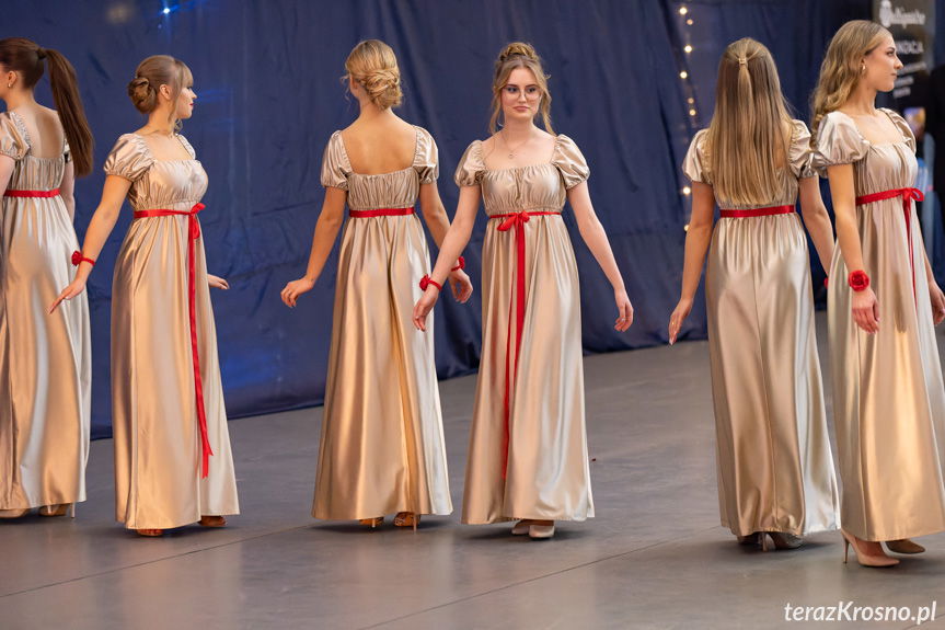 Studniówka Kopernika. Tak bawili się maturzyści z I LO