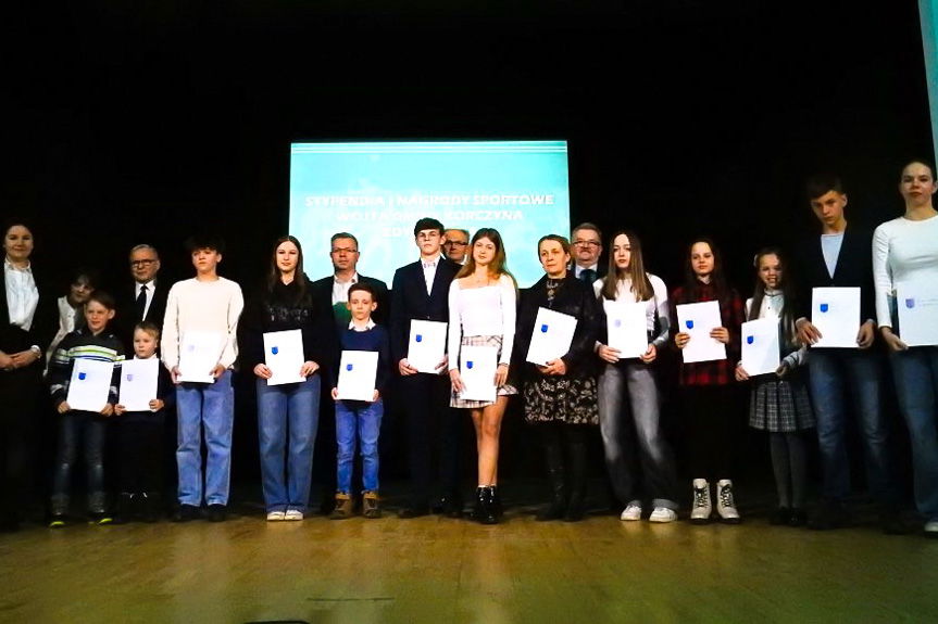 Wręczono stypendia i nagrody wójta gminy Korczyna