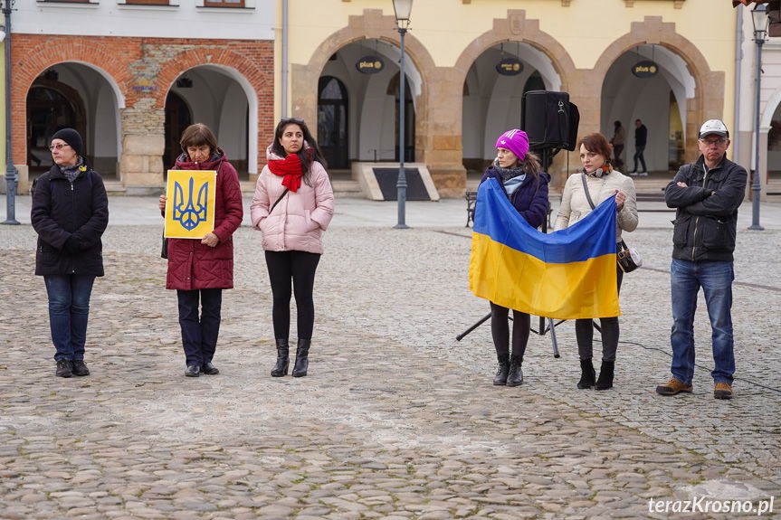 Solidarni z Ukrainą - spotkanie na rynku w Krośnie