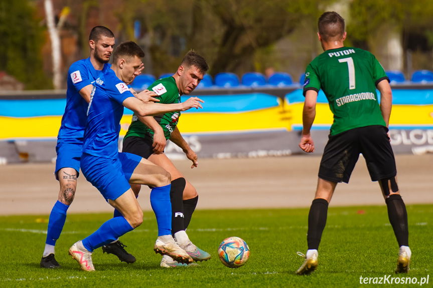 Karpaty Krosno przegrały ze Starem Starachowice [ZDJĘCIA]