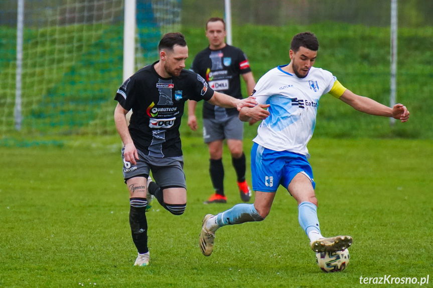 Zorza zatopiła Kotwicę [ZDJĘCIA]