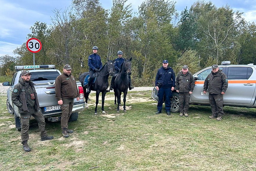 Służby jednoczą siły w obronie leśnych duktów