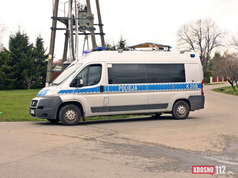 Passat w rowie, Policja wyjaśnia kto kierował