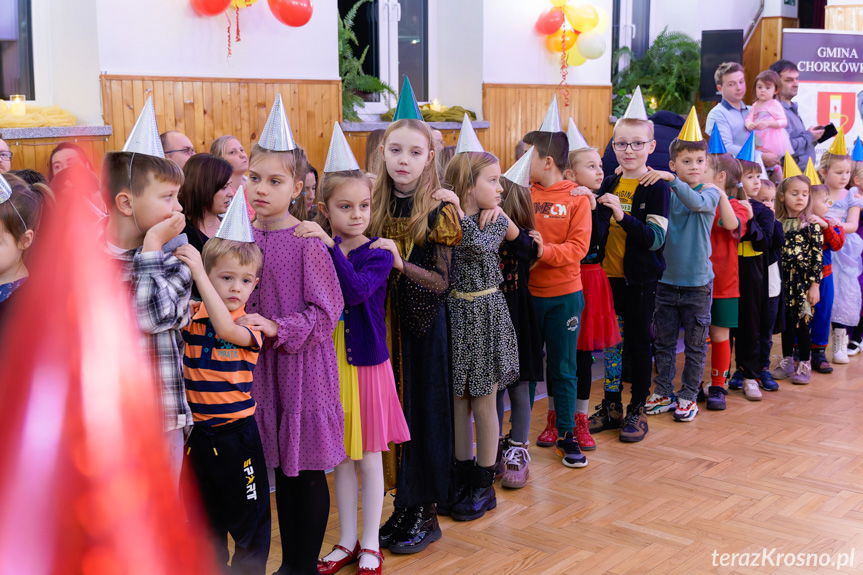 Andrzejkowa zabawa w Chorkówce pełna atrakcji i niespodzianek [ZDJĘCIA]