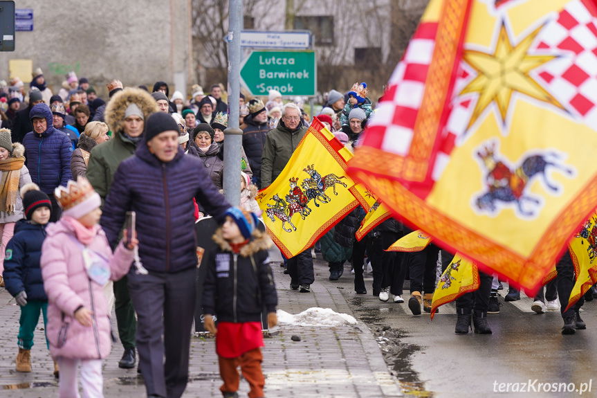 Barwny Orszak Trzech Króli przeszedł ulicami Krosna