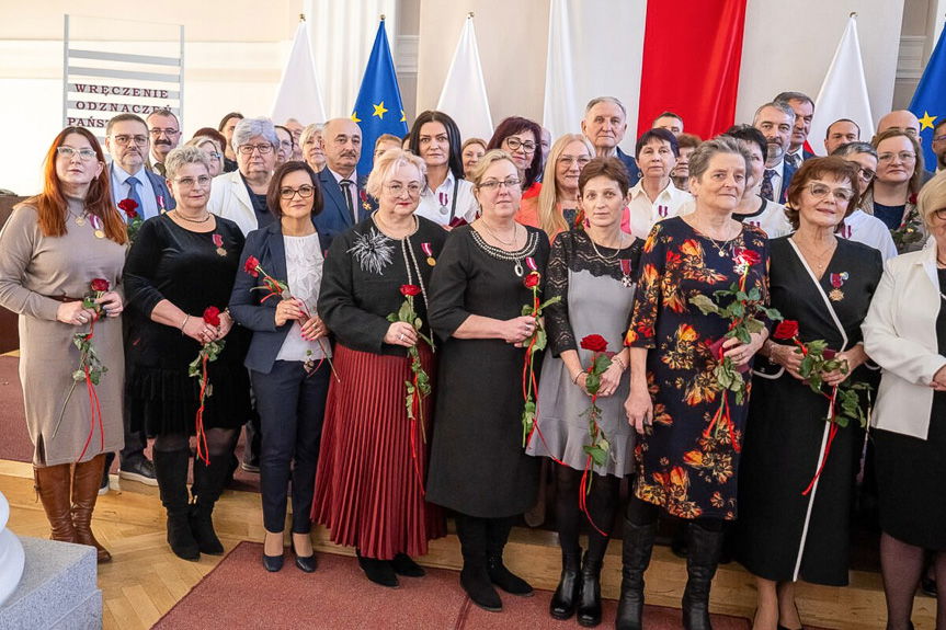 Wojewoda podkarpacki uhonorowała zasłużonych mieszkańców regionu