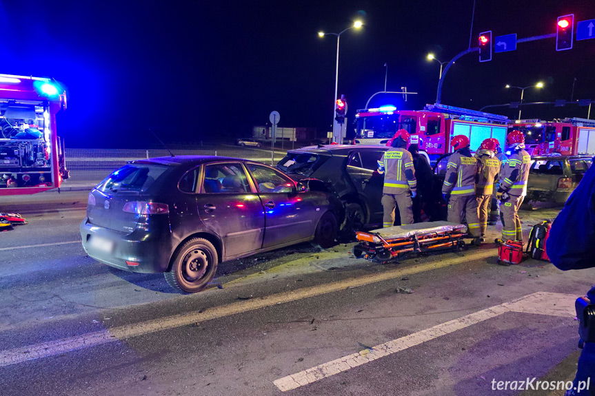 Wypadek w Krośnie, poszkodowanych 5 osób
