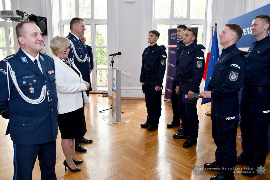 Nowi stróże prawa w szeregach podkarpackiej Policji
