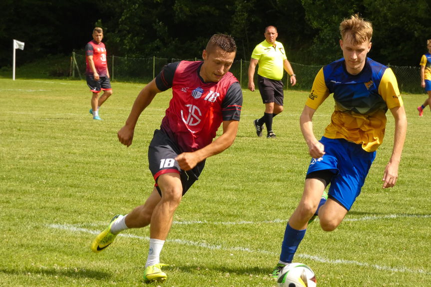 Orzeł szybował bez straty gola. Zasłużony puchar dla gospodarzy