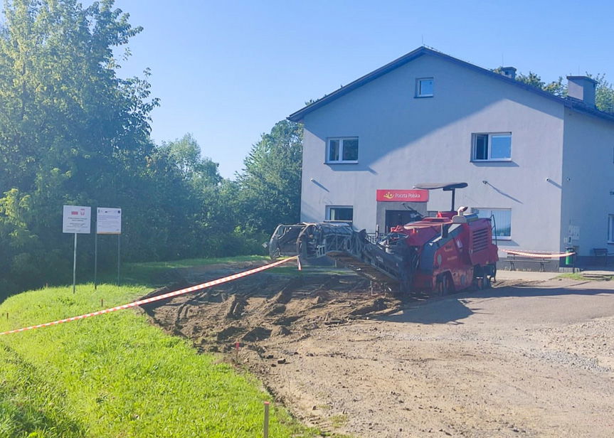 Lepszy dojazd do GOPS, poczty i biblioteki w Chorkówce