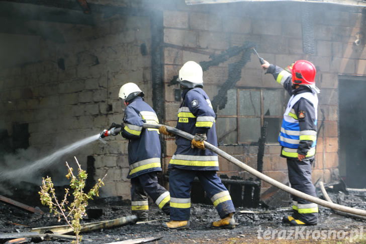 Pożar budynku gospodarczego w Bóbrce
