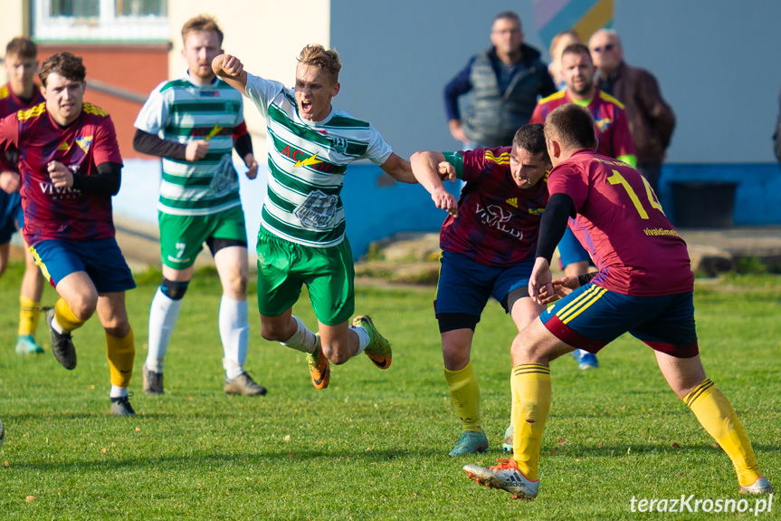 Tęcza Zręcin przegrywa z Liwoczem Brzyska