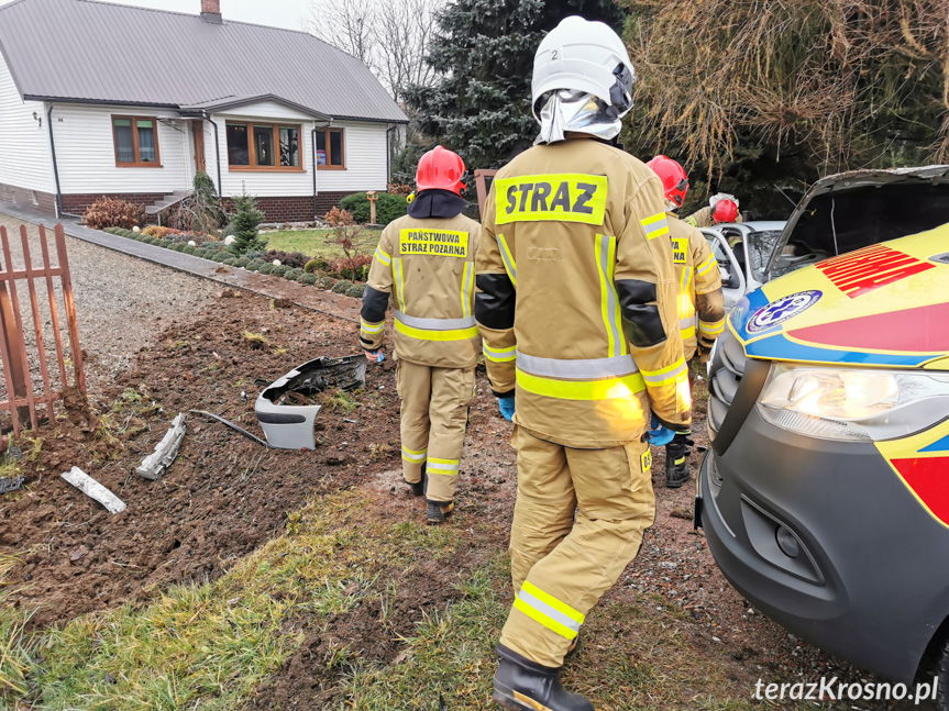 Dachowanie renault w Ustrobnej