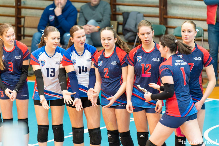 Młodziczki rywalizują w Krośnie