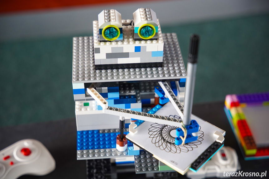 Wystawa konstrukcji z klocków