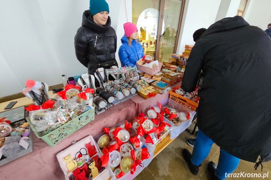 Krośnieński Jarmark Świąteczny. Miasto zapachniało świętami! [ZDJĘCIA]